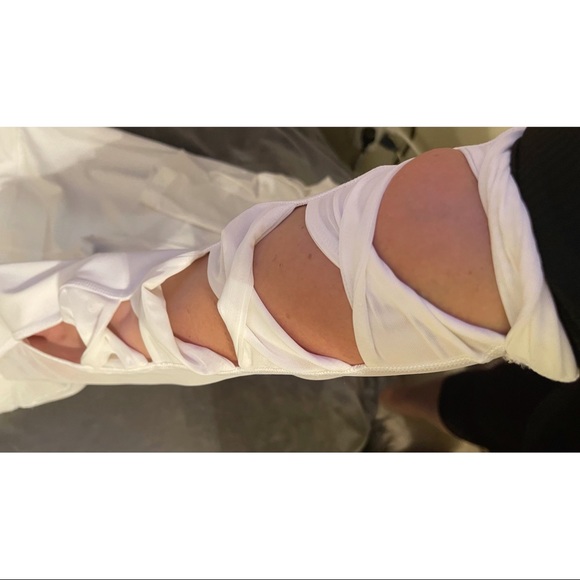 Victoria Secret workout pants. - Picture 3 of 7